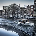 No 351 On The Canal Ámsterdam