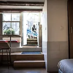 Bed and breakfast No 351 On The Canal 3*