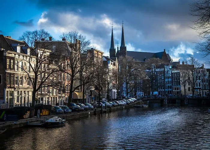 Frühstückspension Singel Centre 3*