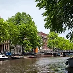 Panzió No 351 On The Canal Amszterdam