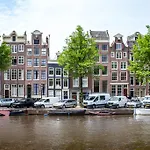 Panzió No 351 On The Canal Amszterdam