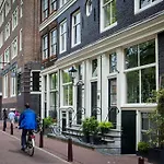 Panzió No 351 On The Canal