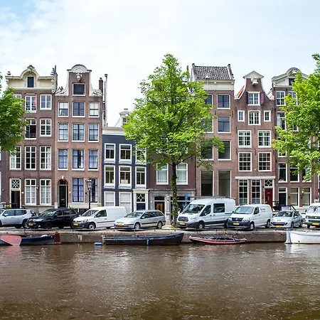 Frühstückspension No 351 On The Canal Amsterdam